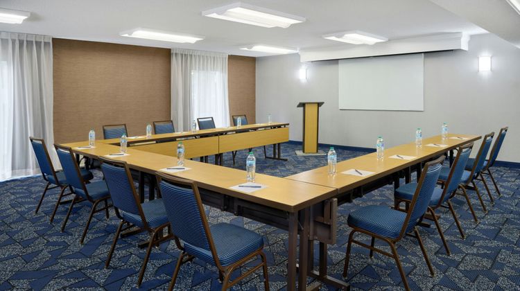 Courtyard by Marriott Detroit Southfield Meeting