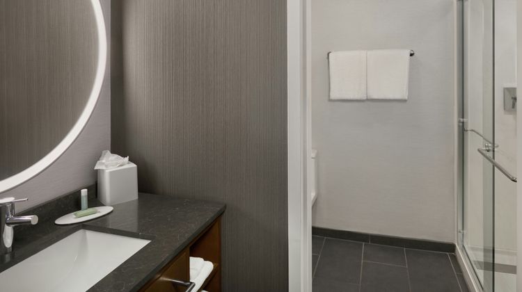 Courtyard by Marriott Detroit Southfield Room