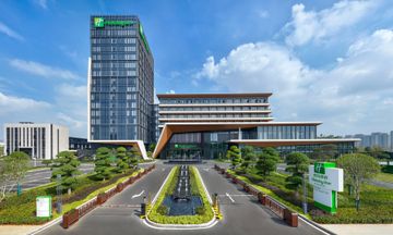 Holiday Inn Wuhan Houguan Lake