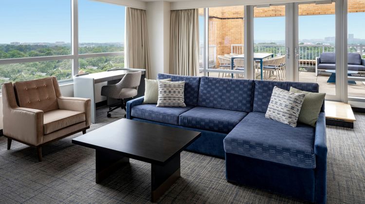 Residence Inn Arlington Ballston Suite