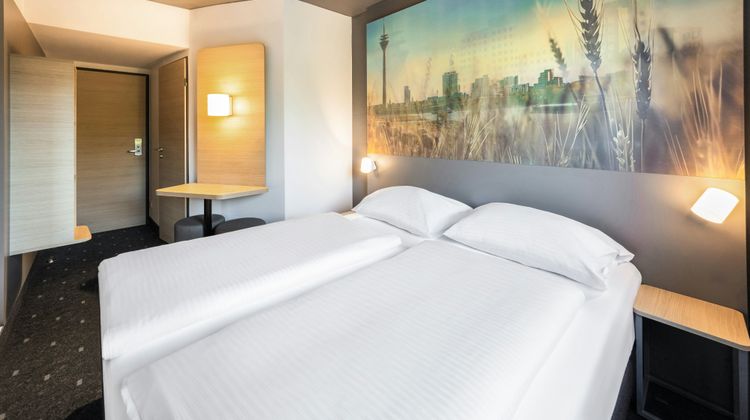 Ibis Budget Duesseldorf Airport Exterior