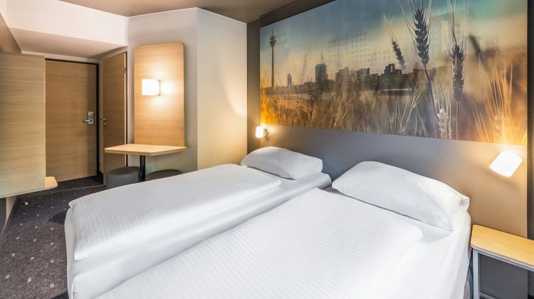 Ibis Budget Duesseldorf Airport Exterior