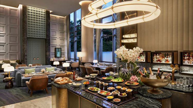 Four Seasons Hotel Mumbai Restaurant