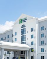 Holiday Inn Express Hotel & Suites