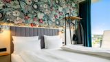 Motel One Amsterdam Room