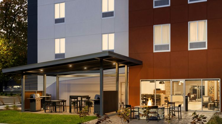 Candlewood Suites Oakwood Exterior