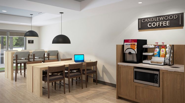 Candlewood Suites Oakwood Lobby