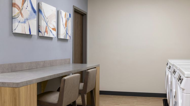 Candlewood Suites Oakwood Other