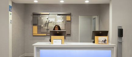 Holiday Inn Express & Stes Acworth Exterior