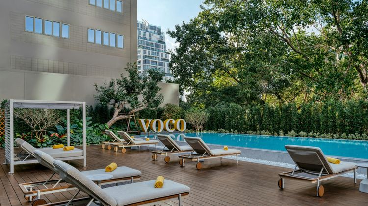 Voco Bangkok Surawong Pool