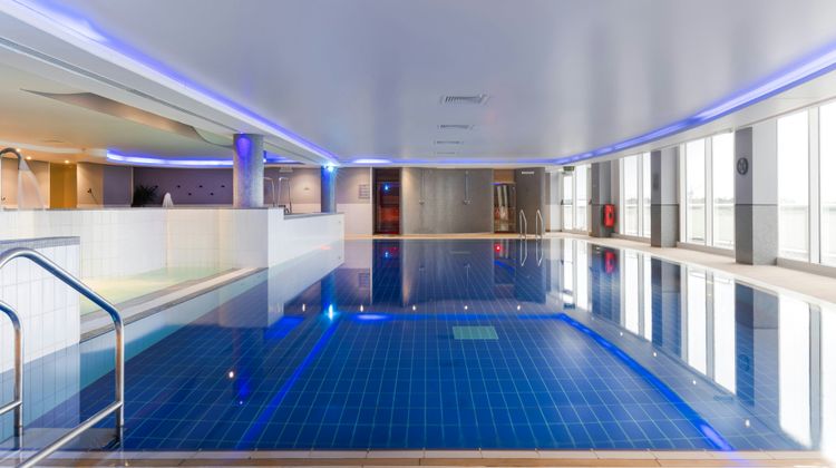 voco St David's Cardiff Pool