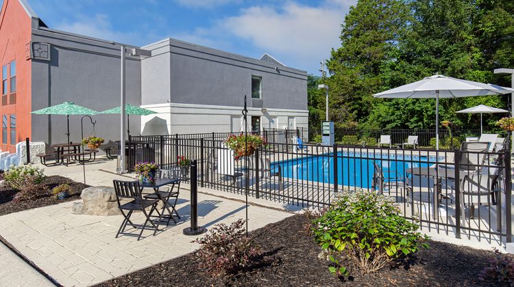 Holiday Inn Express Pool
