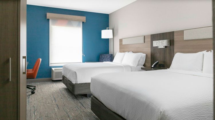 Holiday Inn Express Room