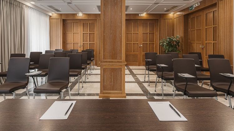 Kydon Hotel Meeting