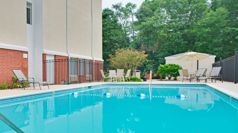 <b>Holiday Inn Express Pool</b>. Images powered by <a href="https://www.leonardoworldwide.com/" title="Leonardo Worldwide" target="_blank">Leonardo</a>.