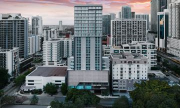 Atwell Suites Miami Brickell