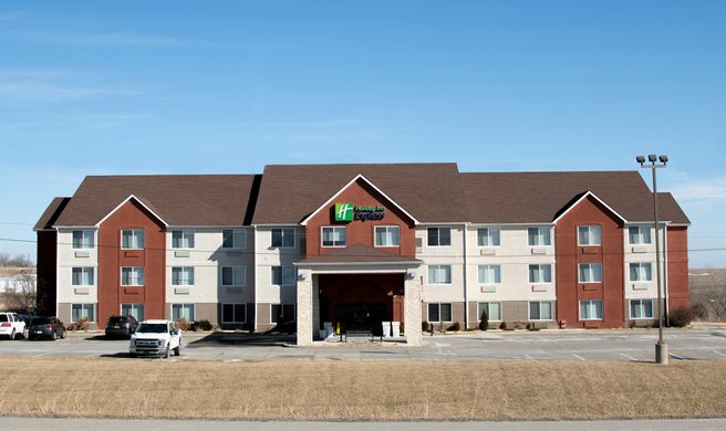 Holiday Inn Express & Stes Maryville Exterior
