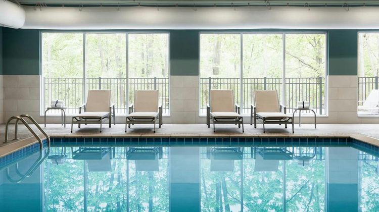 Holiday Inn Express & Stes Maryville Pool