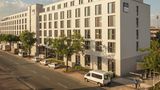 Holiday Inn the niu Leo Exterior