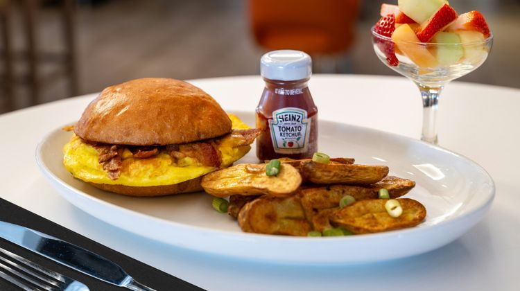 EVEN Hotel Sarasota-Lakewood Ranch Restaurant