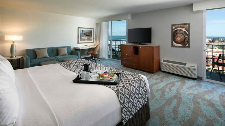 Crowne Plaza Ventura Beach Room