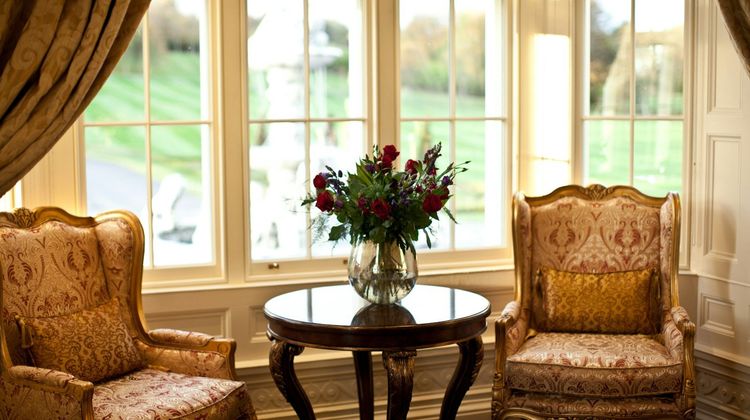 Trump MacLeod House & Lodge Lobby