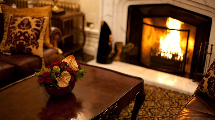Trump MacLeod House & Lodge Lobby