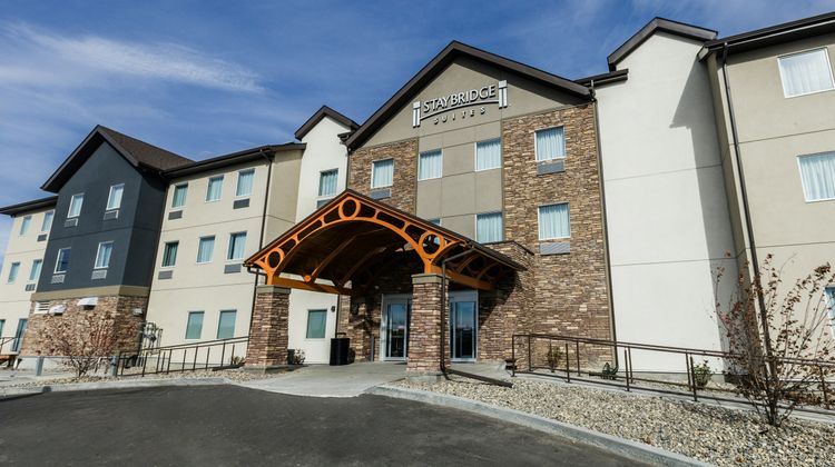 Staybridge Suites Dawson Creek Exterior