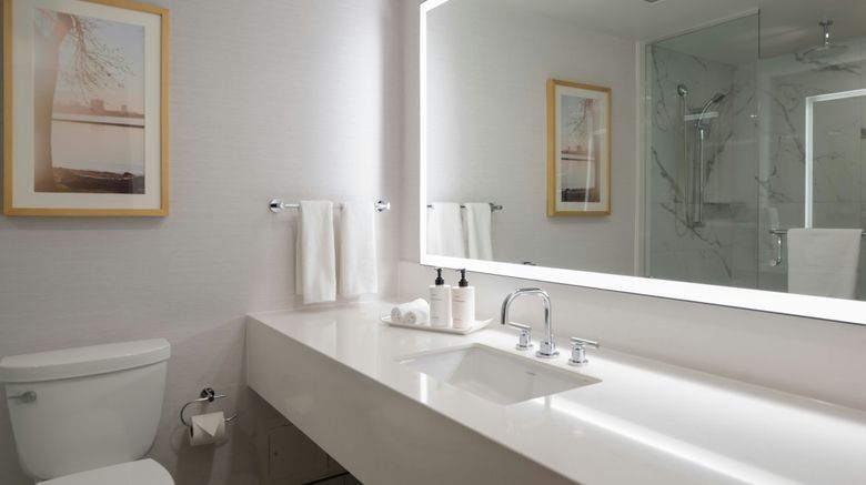 <b>InterContinental Toronto Centre Room</b>. Images powered by <a href="https://www.leonardoworldwide.com/" title="Leonardo Worldwide" target="_blank">Leonardo</a>.