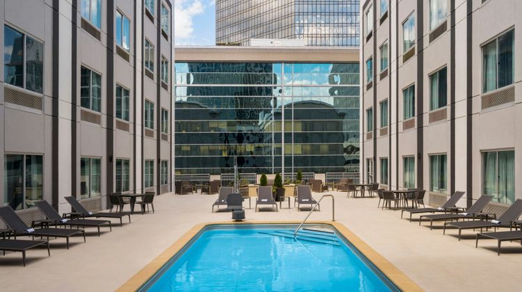 Courtyard Charlotte City Center Pool