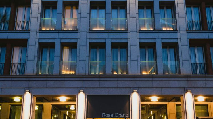 Starhotels Rosa Grand Milano Exterior
