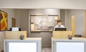Holiday Inn Express & Suites Rolla