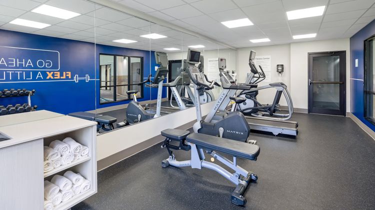 Holiday Inn Express & Suites Rolla Health Club