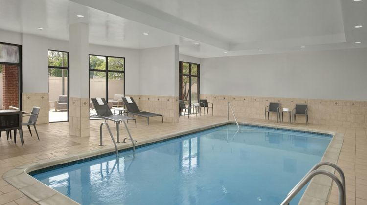 Courtyard Bloomington Pool