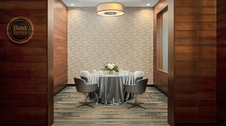 Four Points by Sheraton Richmond Restaurant