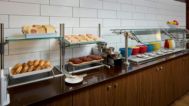 Four Points by Sheraton Richmond Restaurant