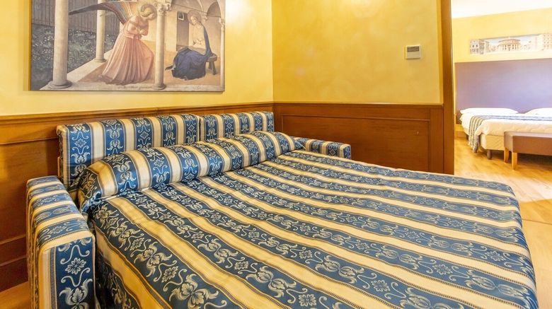 <b>Hotel Riz Room</b>. Images powered by <a href="https://www.leonardoworldwide.com/" title="Leonardo Worldwide" target="_blank">Leonardo</a>.