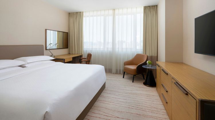 Four Points by Sheraton Shanghai, Daning Room