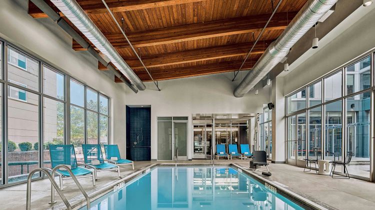 Aloft Arundel Mills BWI Airport Pool