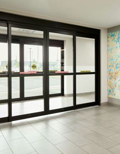 TownePlace Suites Montreal Airport
