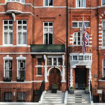 11 Cadogan Gardens