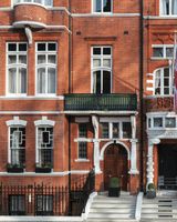 11 Cadogan Gardens