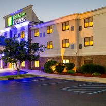 Holiday Inn Express & Suites Rolla