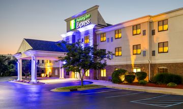 Holiday Inn Express & Suites Rolla