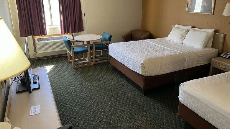 <b>Kings Inn Room</b>. Images powered by <a href="https://www.leonardoworldwide.com/" title="Leonardo Worldwide" target="_blank">Leonardo</a>.