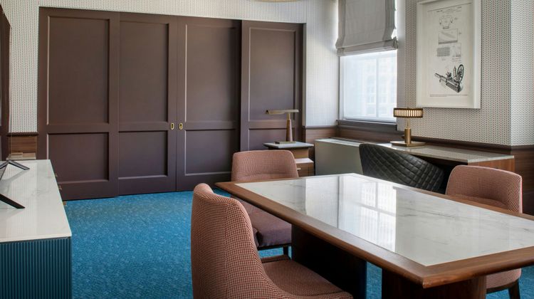 Hotel Cleveland, Autograph Collection Room