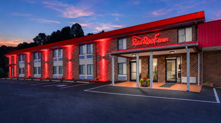 Red Roof Inn Hillsville Exterior