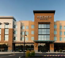 Archer Hotel Burlington Exterior