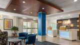 Holiday Inn Express & Suites Staunton Exterior