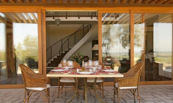 Lapostolle Residence Exterior